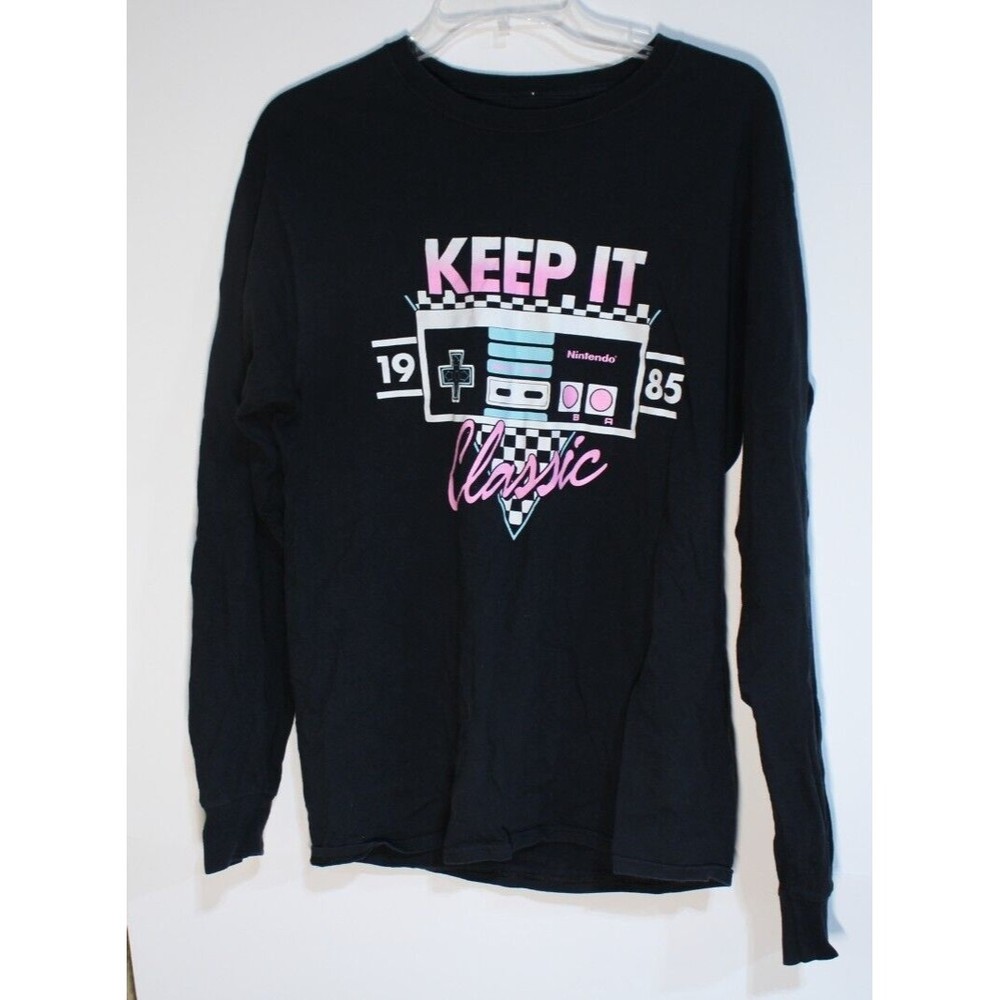 Offiicial Nintendo NES "Keep It Classic" T-shirt (Size M)